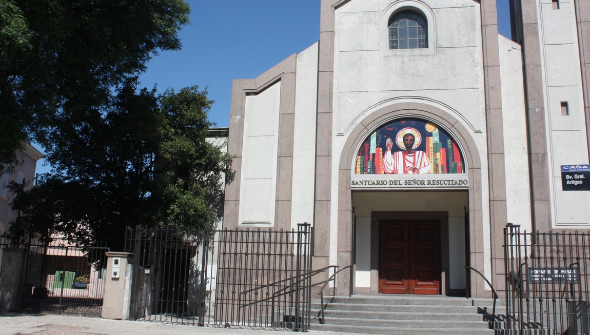 Iglesia Tres Cruces
