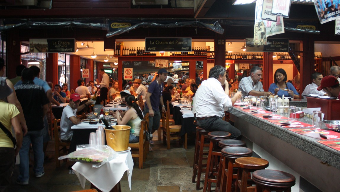 Mercado del Puerto market