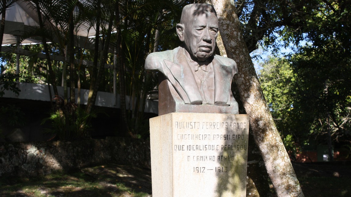 Bust of Augusto Ramos