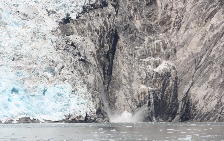 Small icefall from the Northwestern Glacier