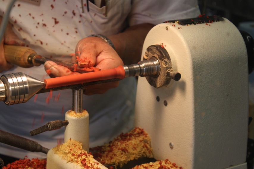 Starting a creation using red wood