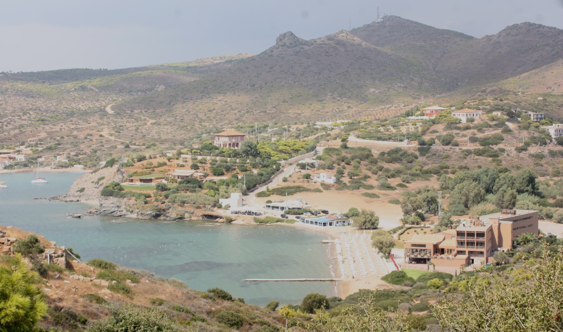 Sounio Bay with the Aegeon Beach Hotel on the right