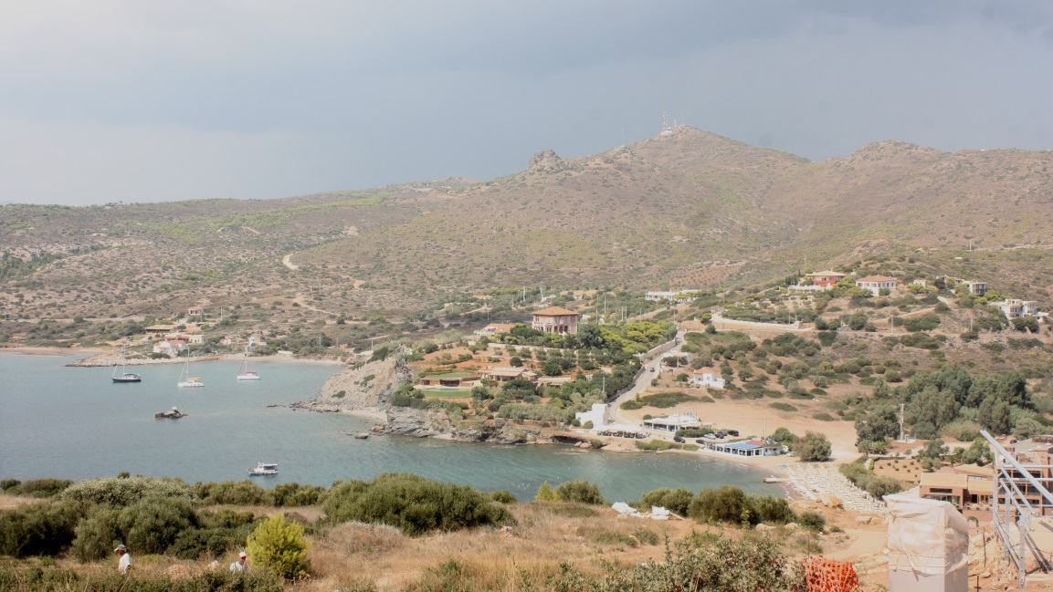 Wider view of Sounio Bay