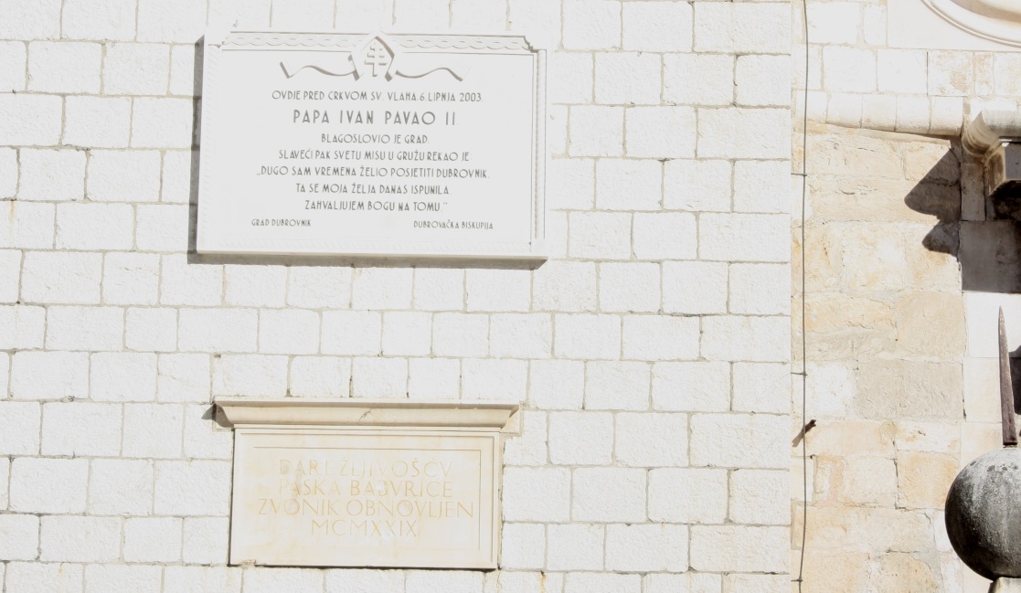 Plaque commemorating a visit by Pope John Paul II in 2003
