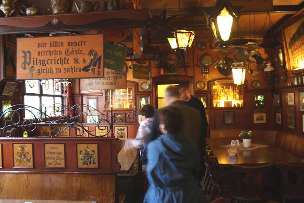 Inside the Haus Wertheym in Romerberg Plaza