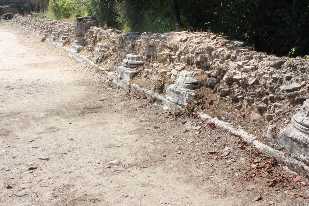 The Leonidaion