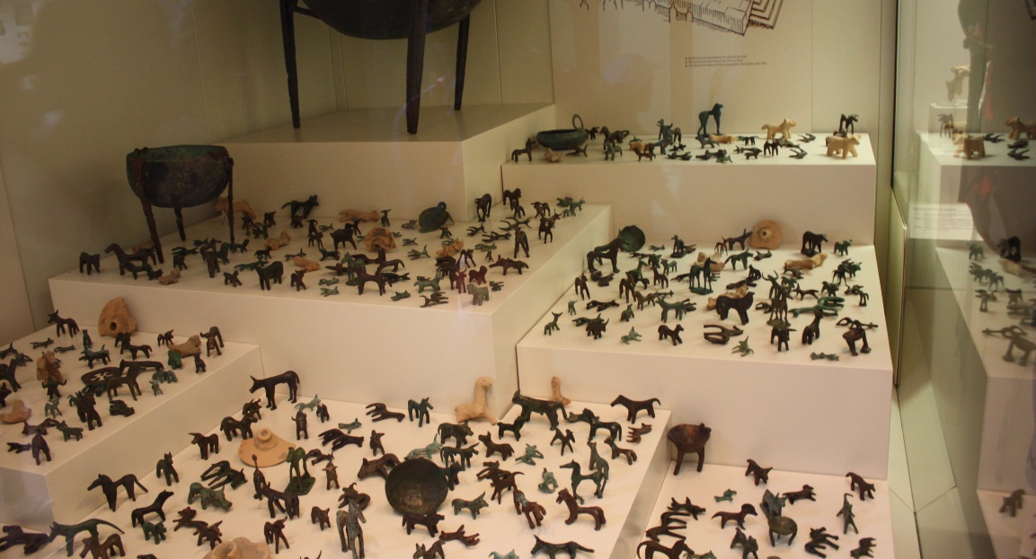 Lots of small figurines from the Altar of Zeus