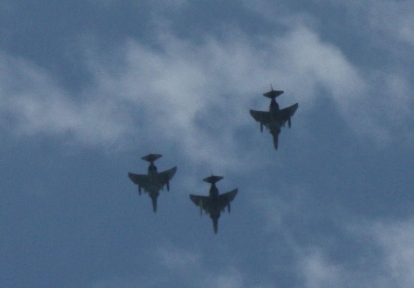 The Greek Air Force was doing some noisy fly-overs