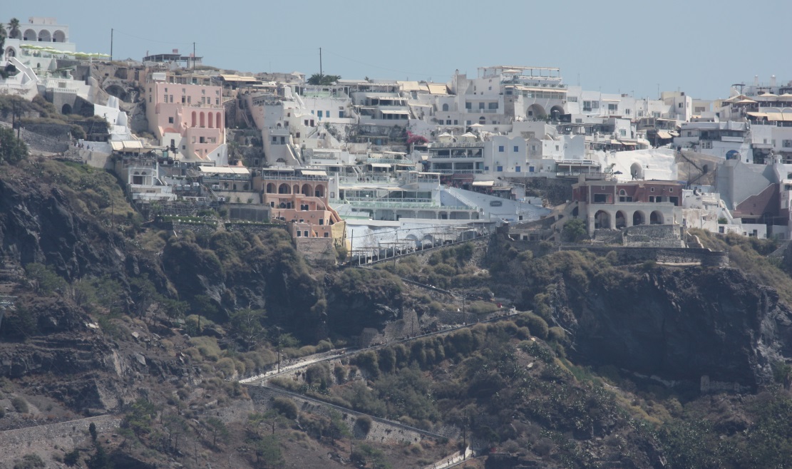 Top of the trail in Fira