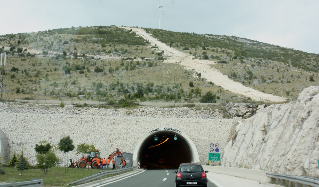 Konjsko Tunnel