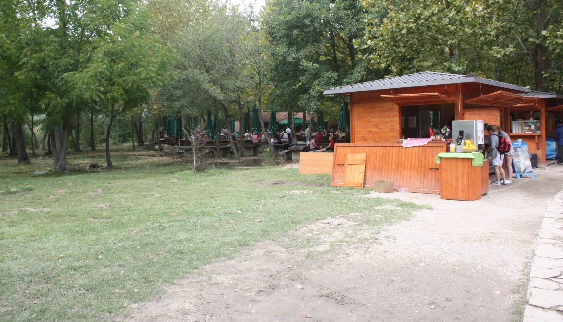 Park area with a snack stand