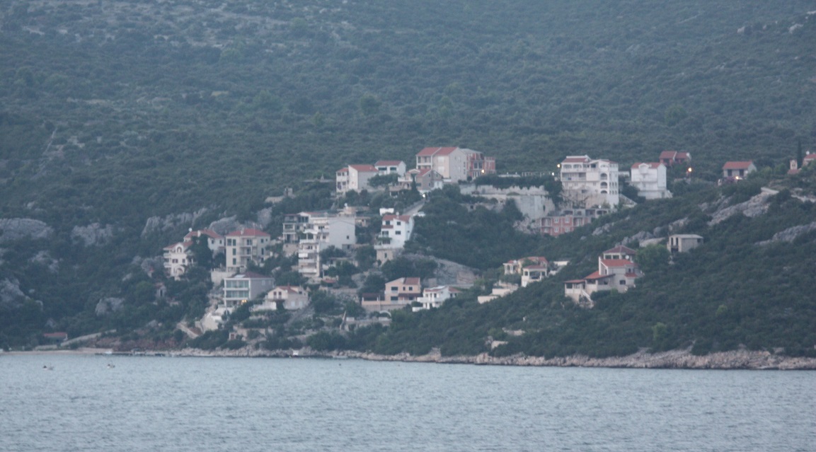 Small town in an inlet 2 air miles West of Vinisce