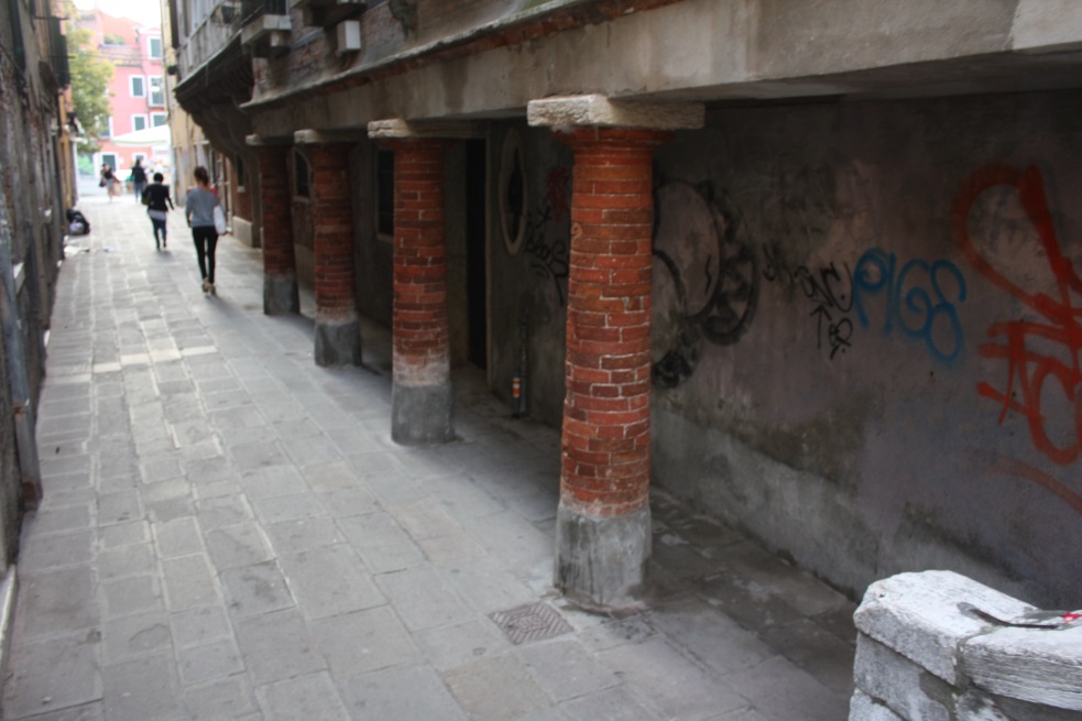 Approaching Campo Santa Margherita