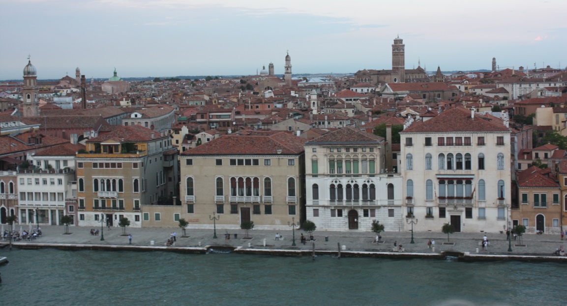 Fondamenta Zattere Al Ponte Lungo