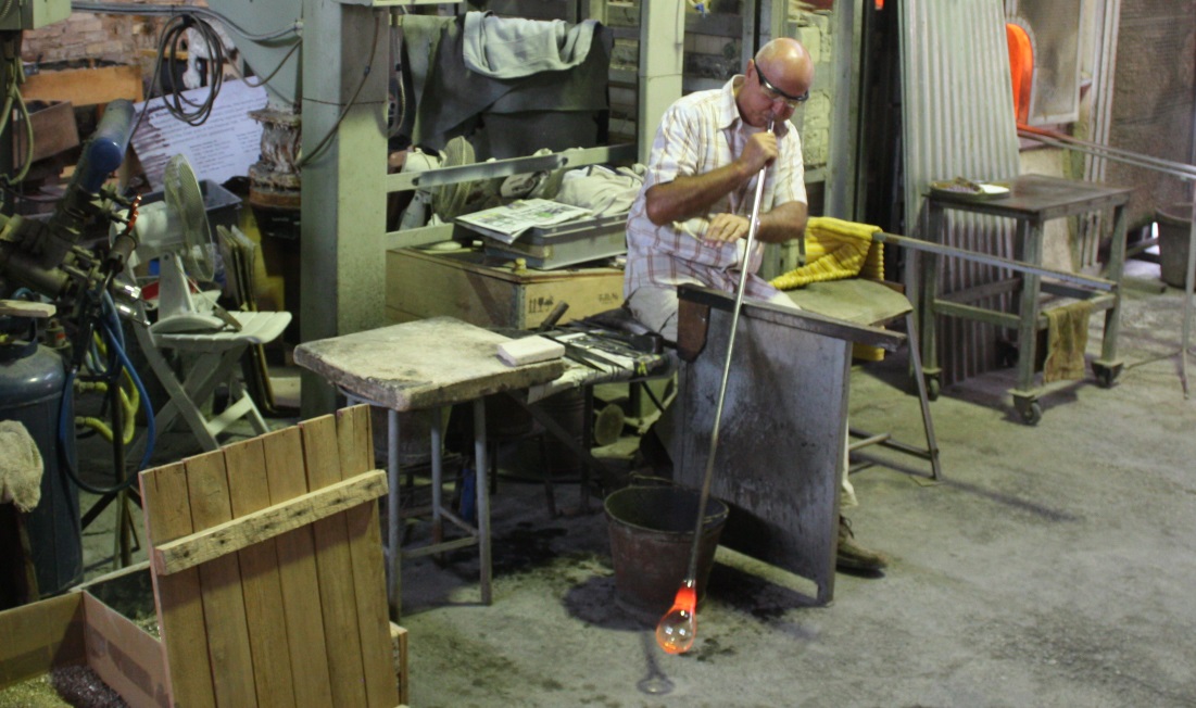 Blowing glass