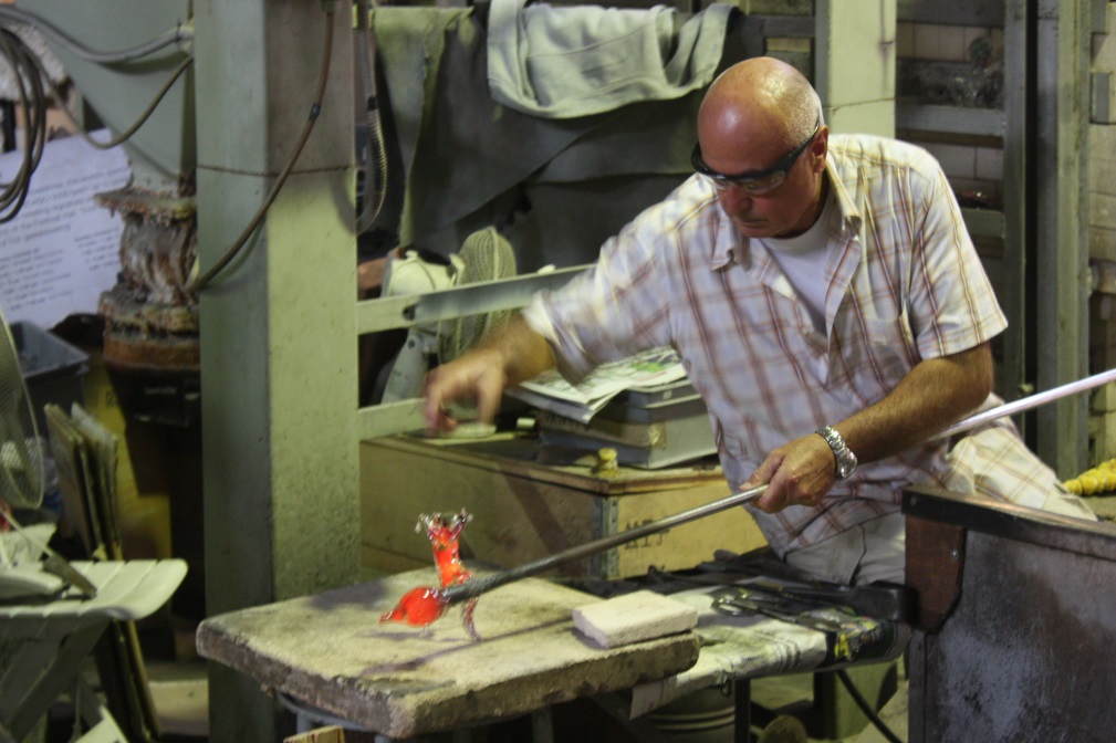 Creating a glass horse