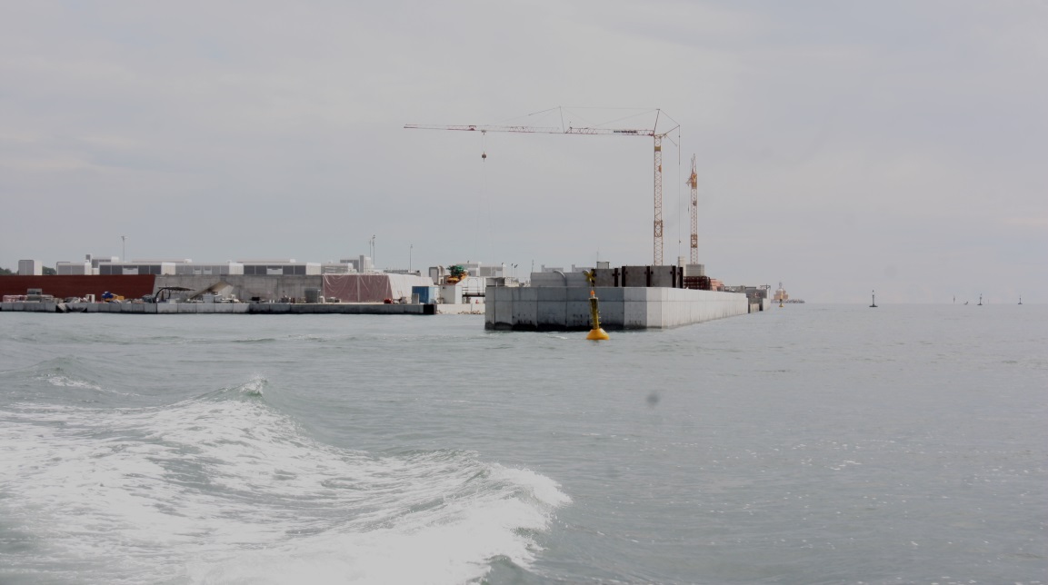 The MOSE project is supposed to be completed in 2016