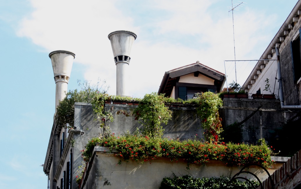 Many houses have a seating area on the roof