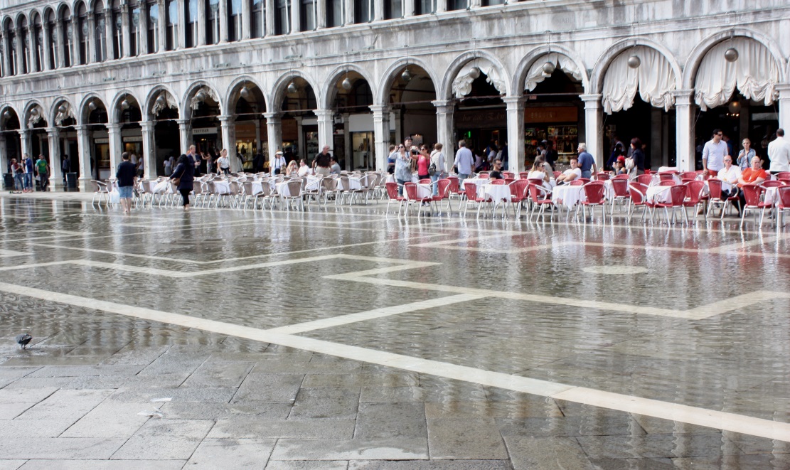 Eating outdoors may involve getting your feet wet