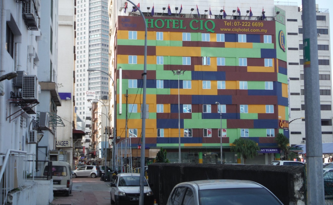 Colorful Hotel Ciq