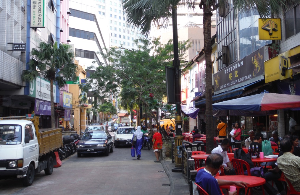Street cafe on Jalan Meldrum