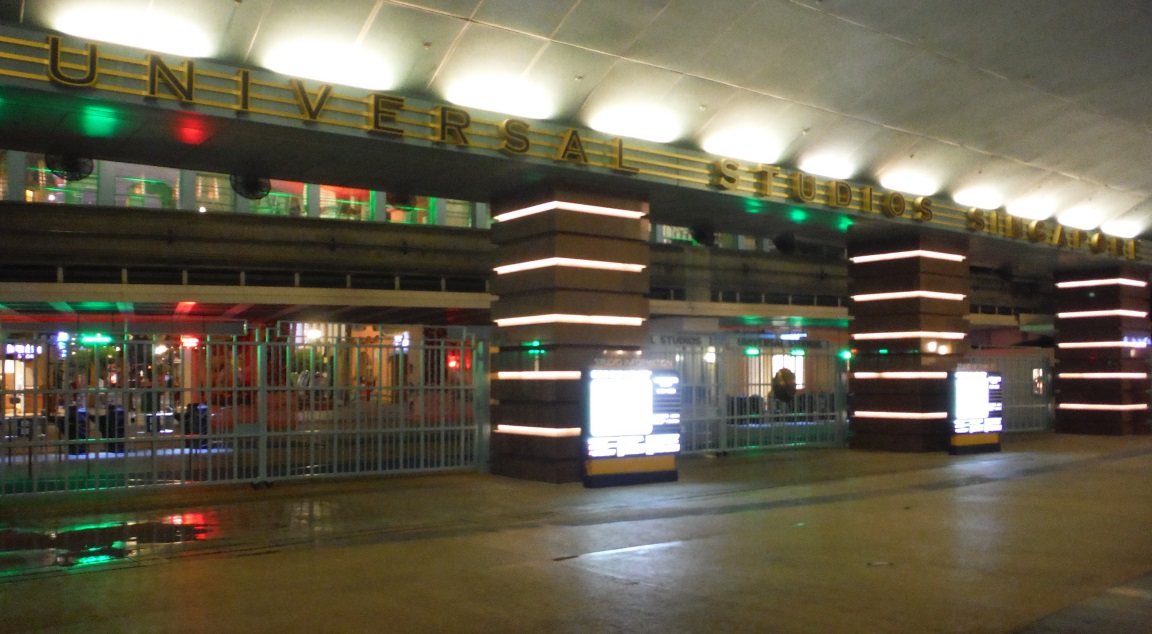 The entrance to Universal Studios