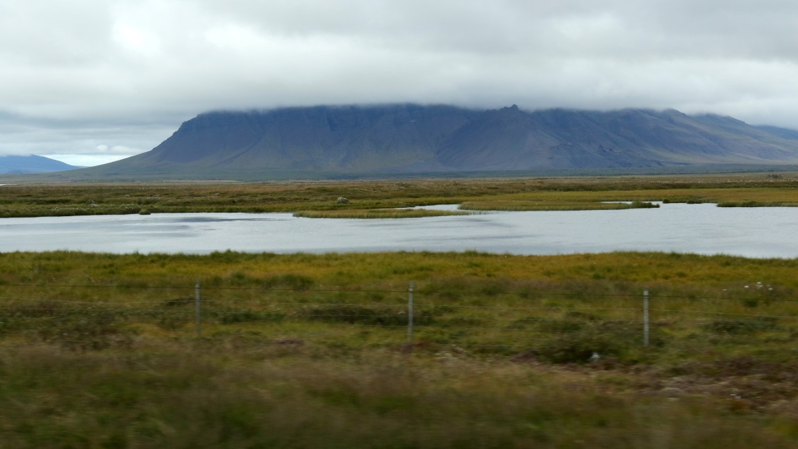 Another smaller lake a mile further up the road