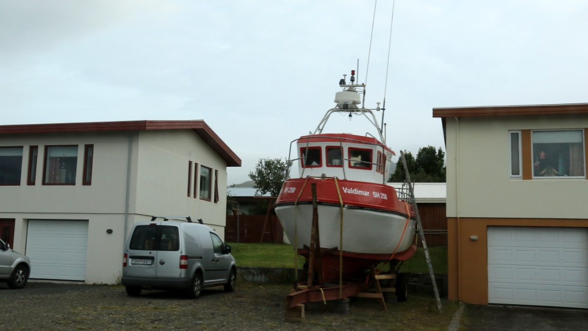 Convenient place to park your boat