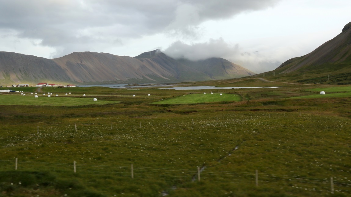 The Skladalur Valley