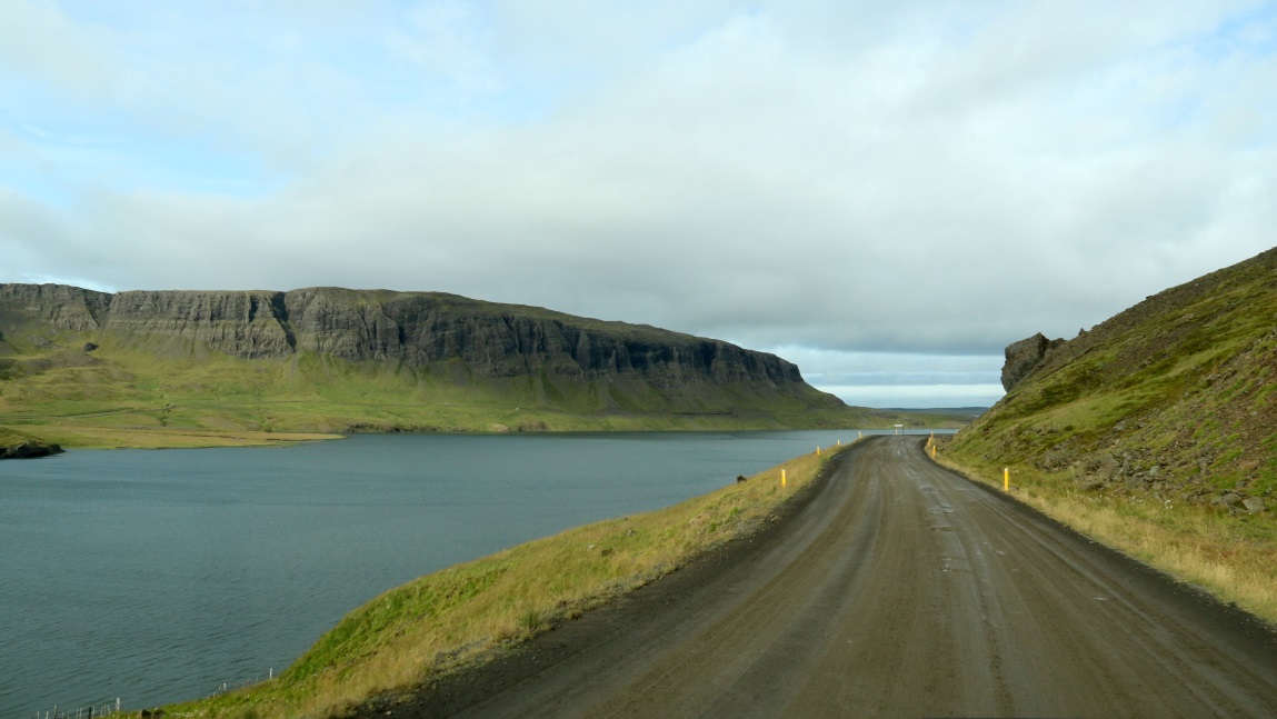 Starting up the East side of lftafjrur Bay