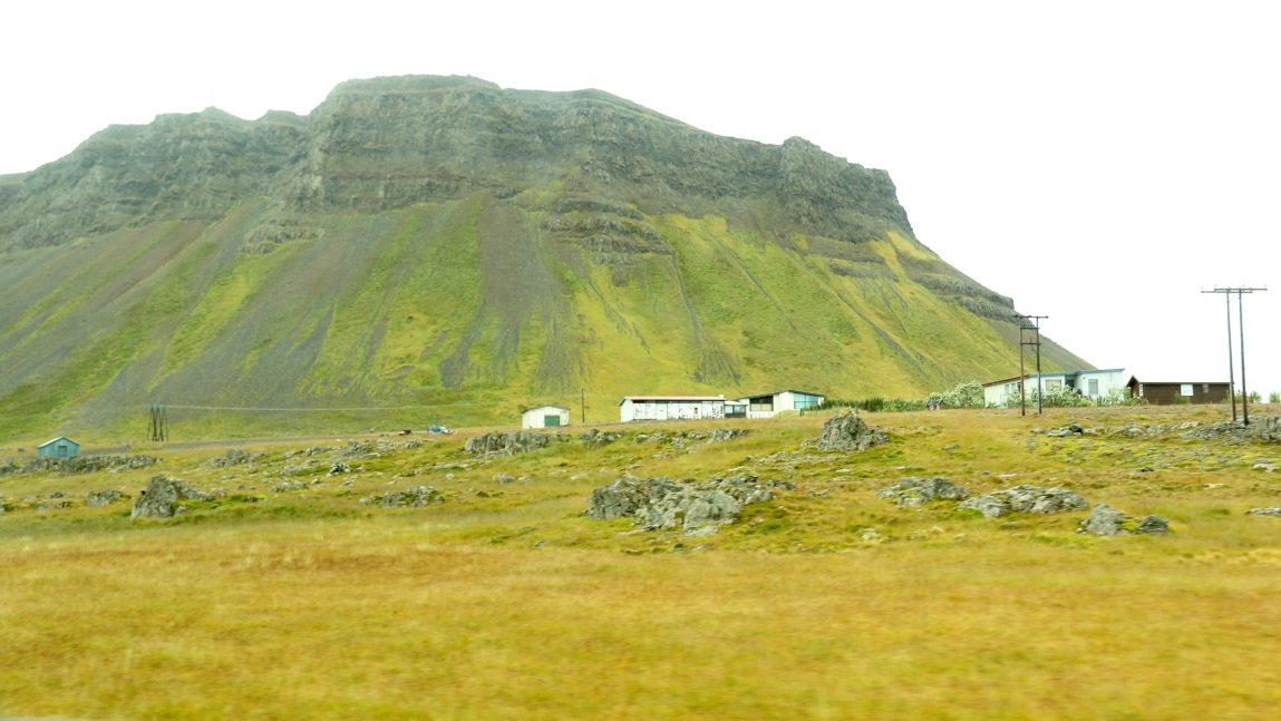 In Verzlunarstaur looking inland