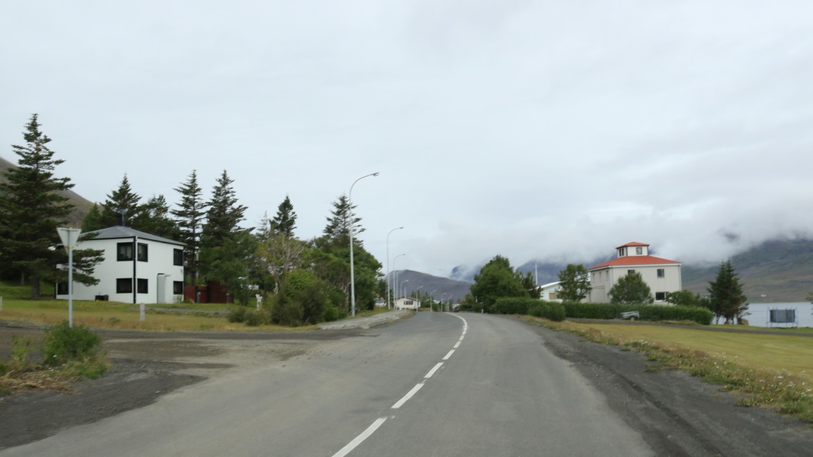 Entering ingeyri