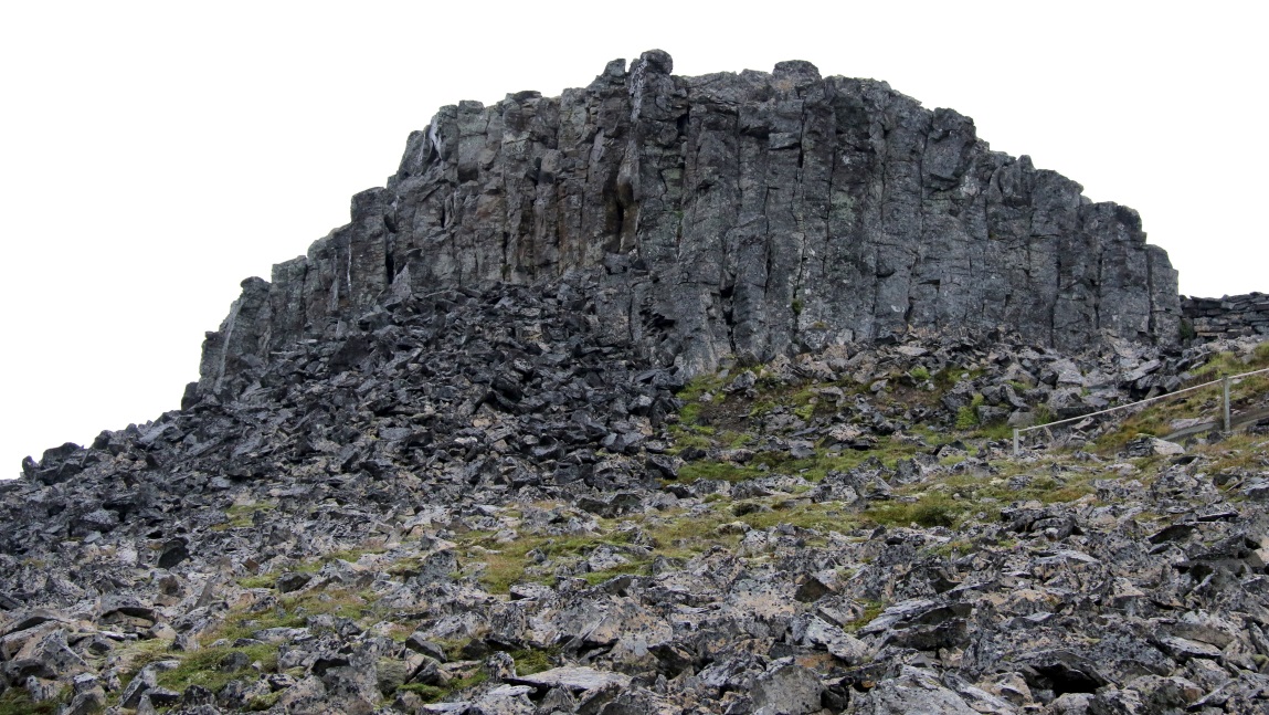 Walking trail to Borgarvirki