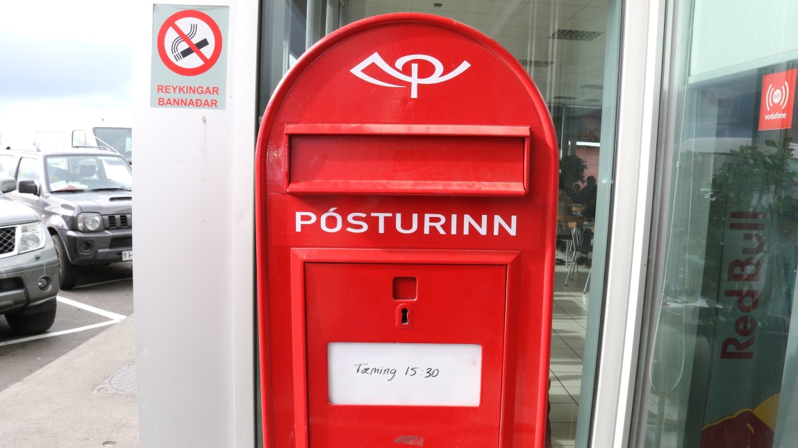 Mailbox outside the N1