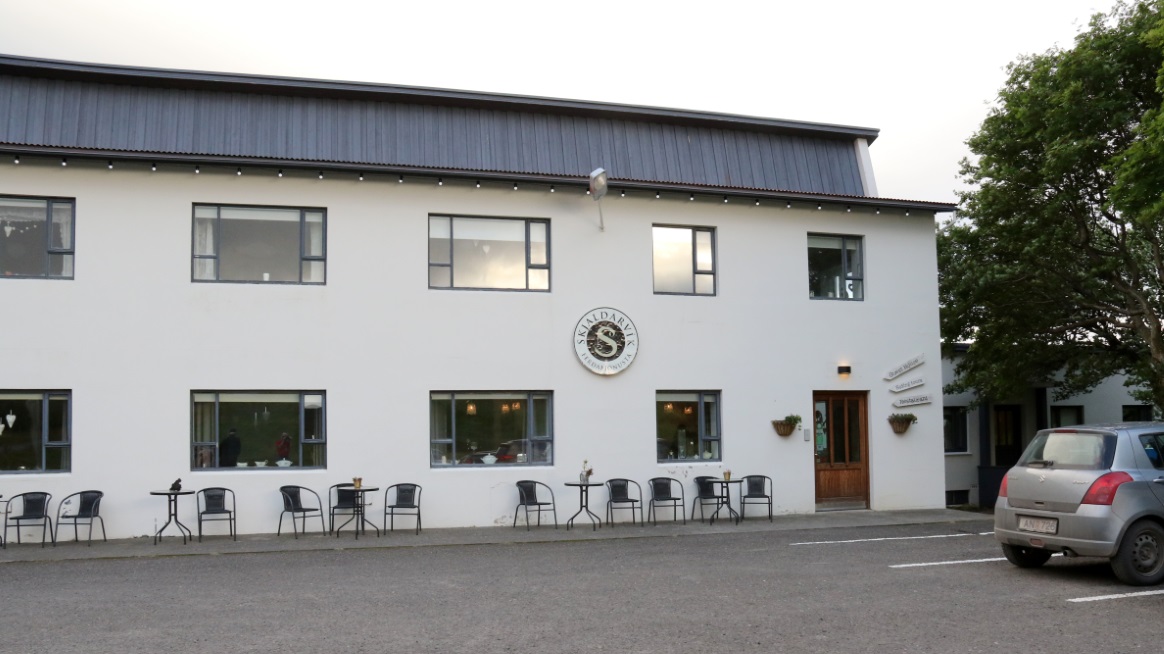 Skjaldarvik Guest House