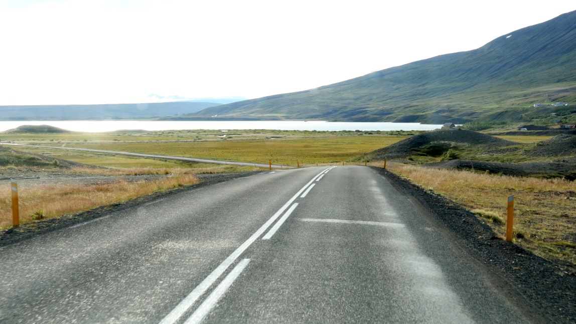 Lake Ljsavatn