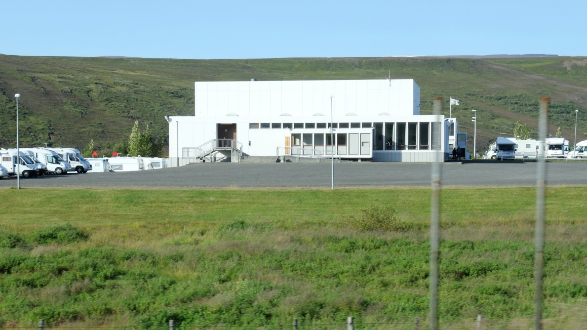 ingeyjarskli Elementary School