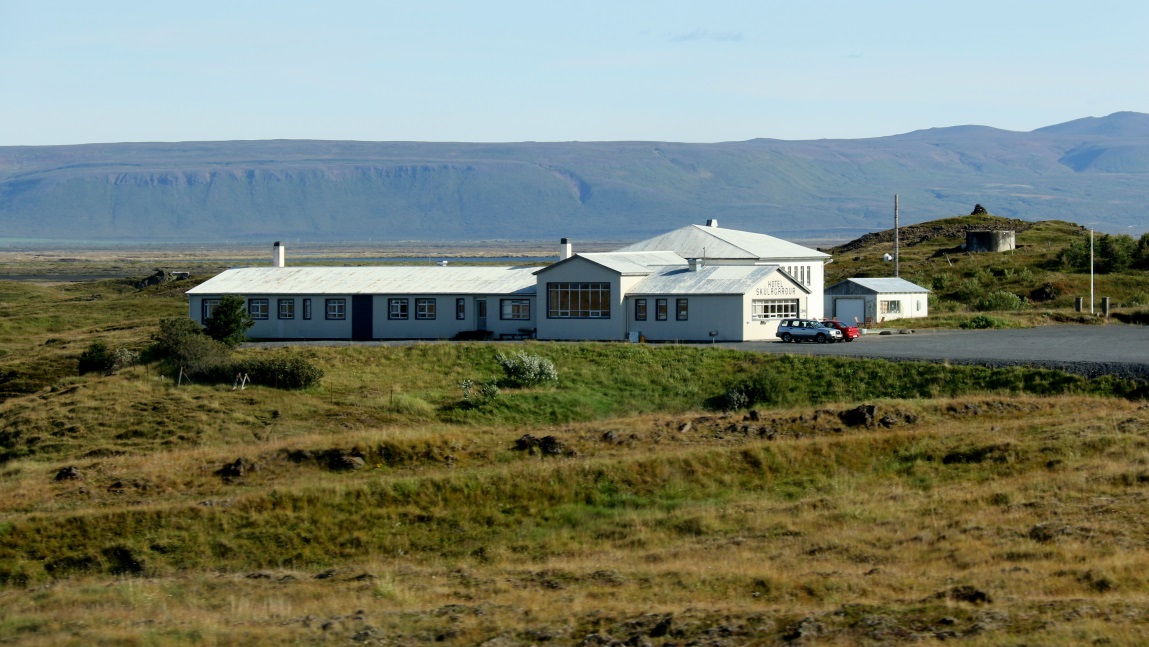 Skulagardur Hotel