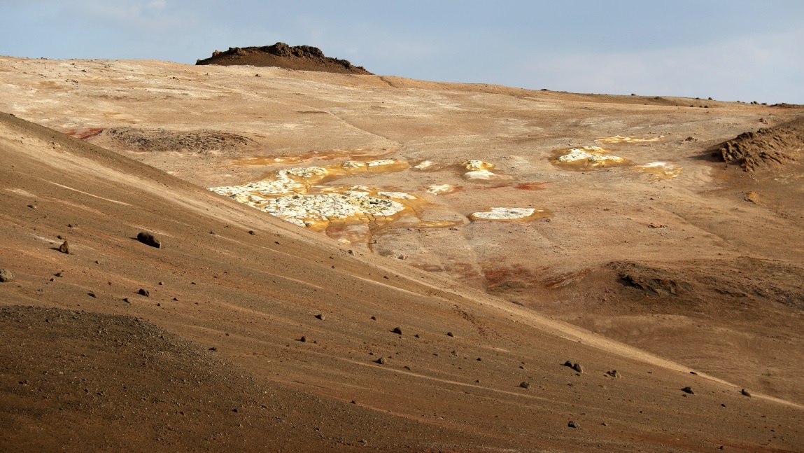 Hverarnd ash field