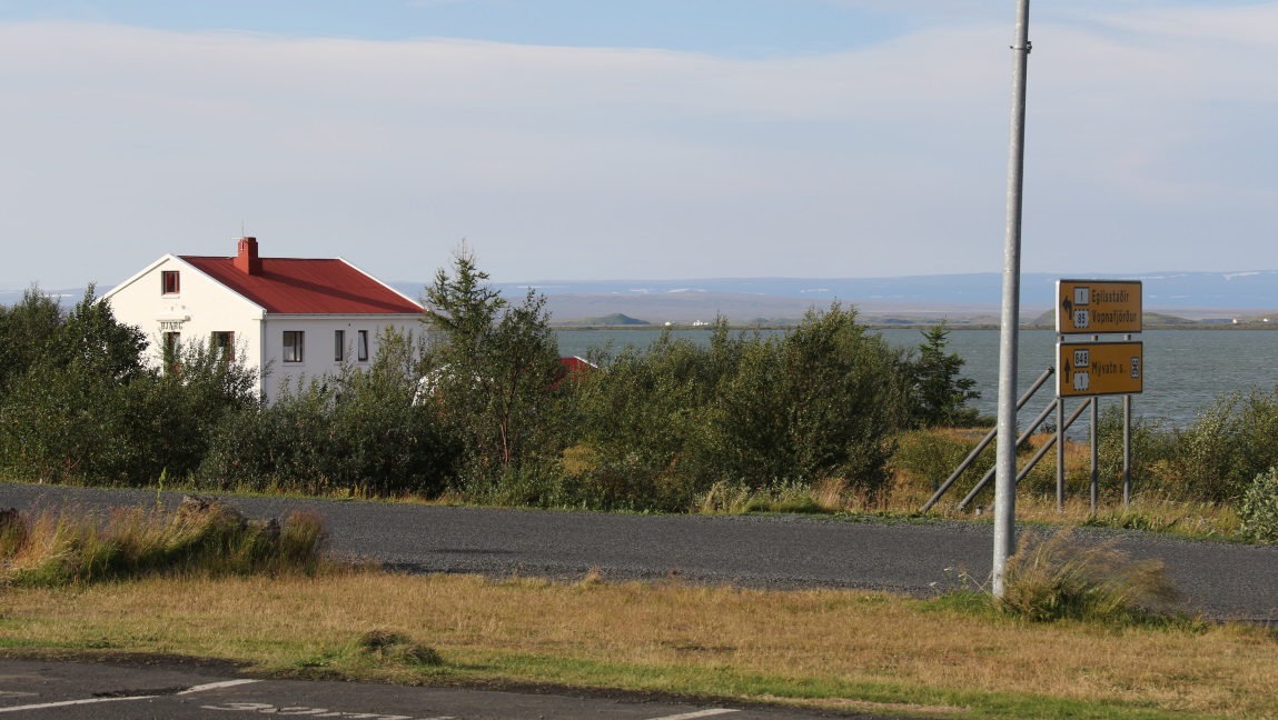 Route 1 and 848 in Reykjahl