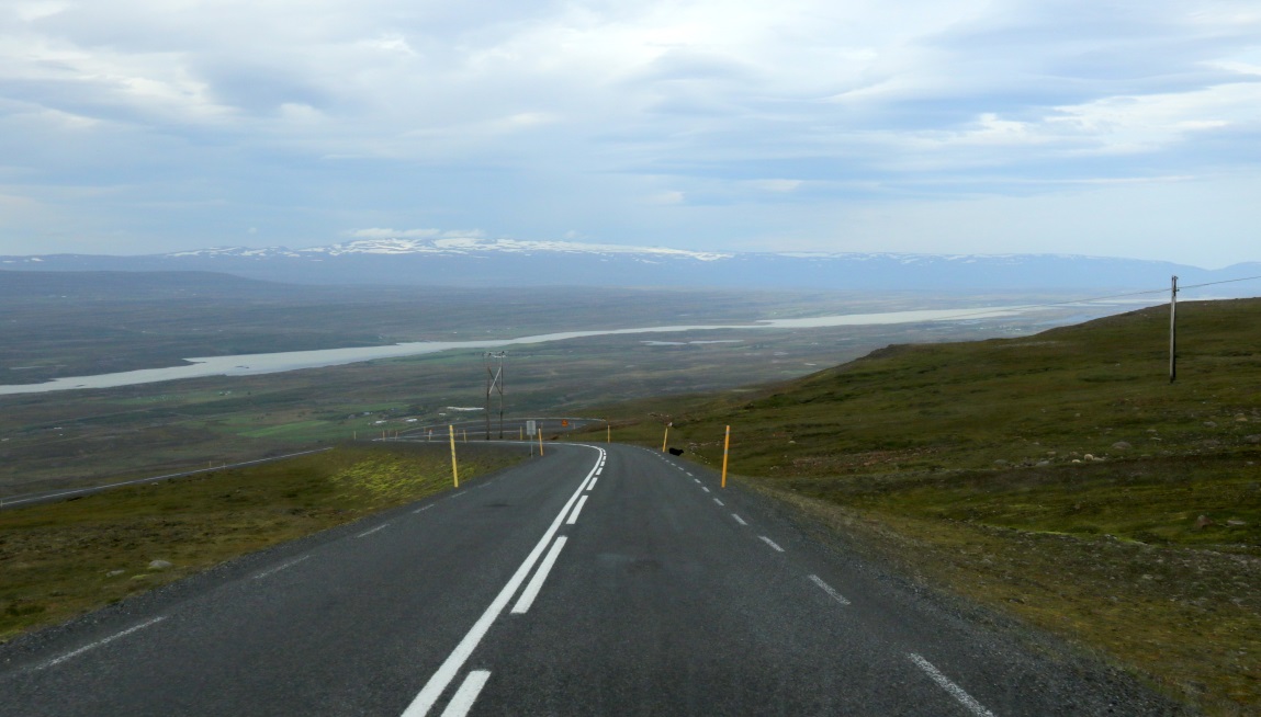 Descent toward Egilsstair