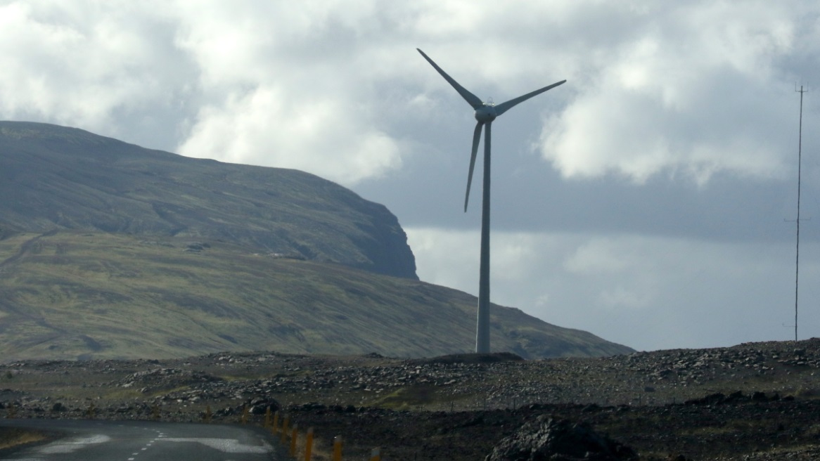 Búrfell wind turbines