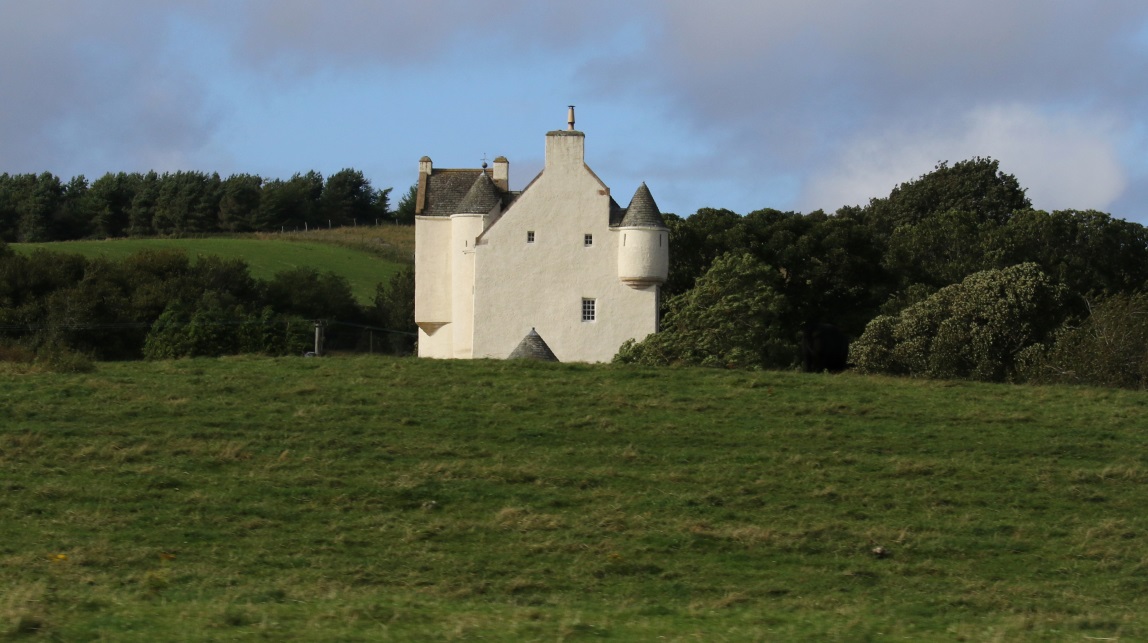 Muckrach castle