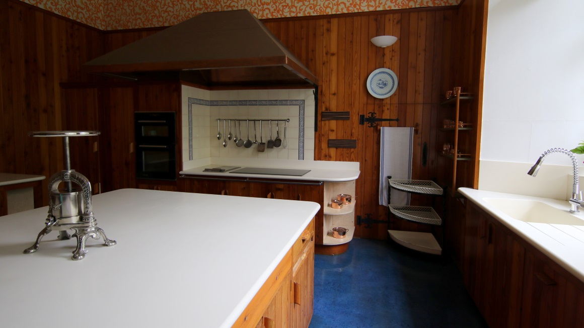 Modern Kitchen