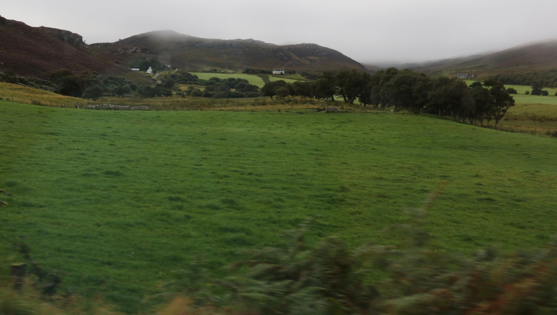 Farms near Lochan Dubh