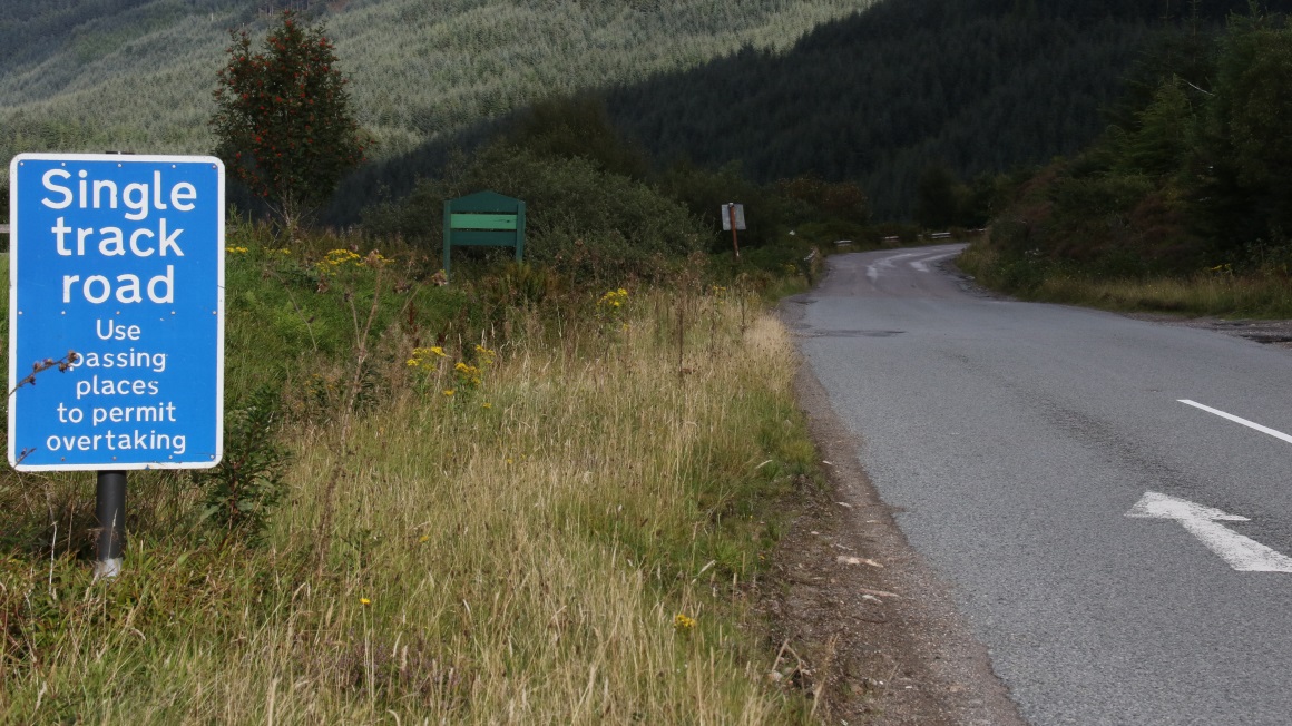 Single track road