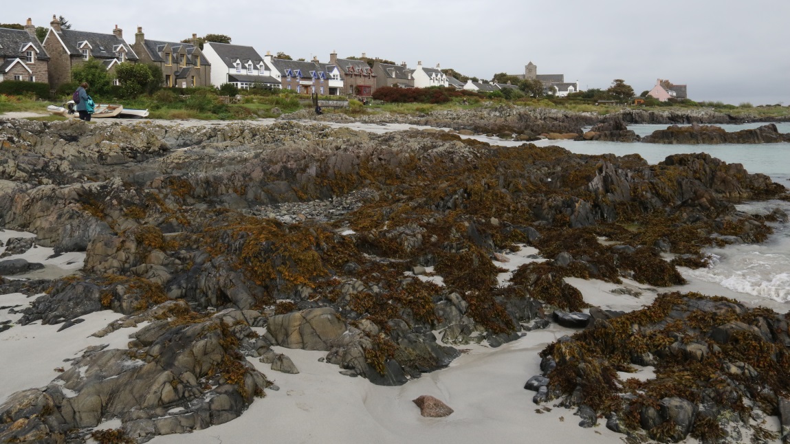 Soft sand among the rocks