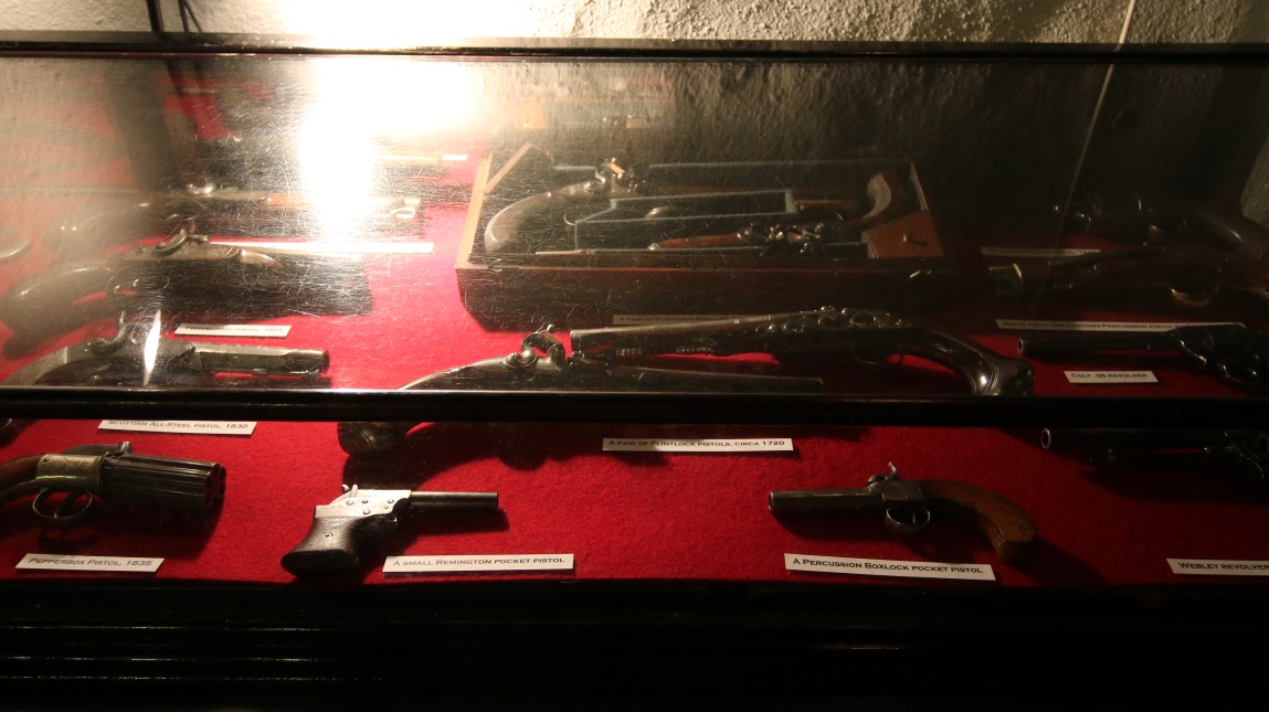 18th and 19th century pistols
