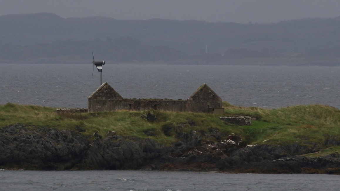 Clearance house with a windmill