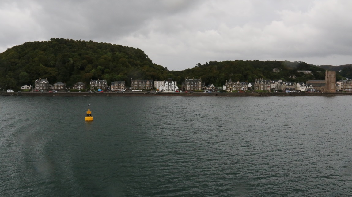 Corran Esplanade Street from Oban Bay